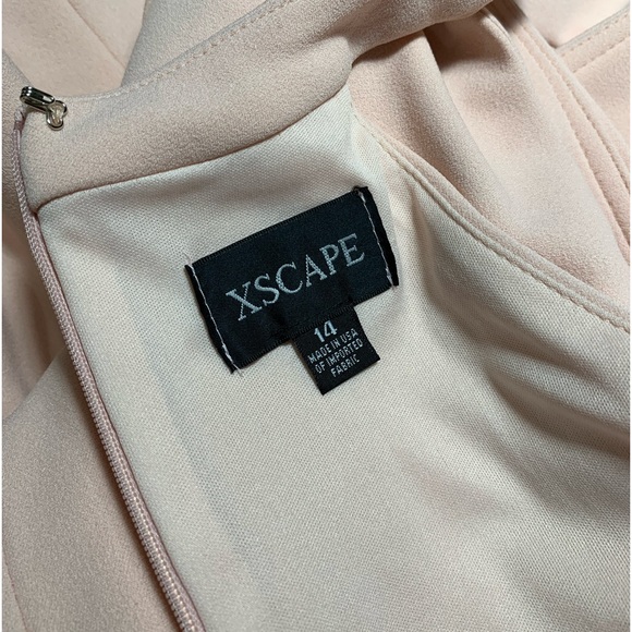 XSCAPE, Asymmetrical Gown - Picture 8 of 14